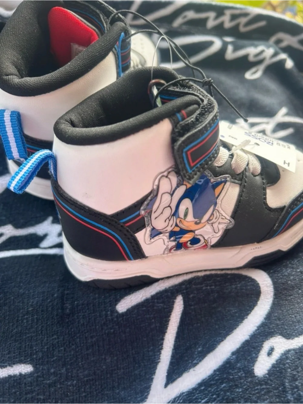 Unbranded Kids High-Top Sneakers with Sonic Graphic in Black/White/Blue